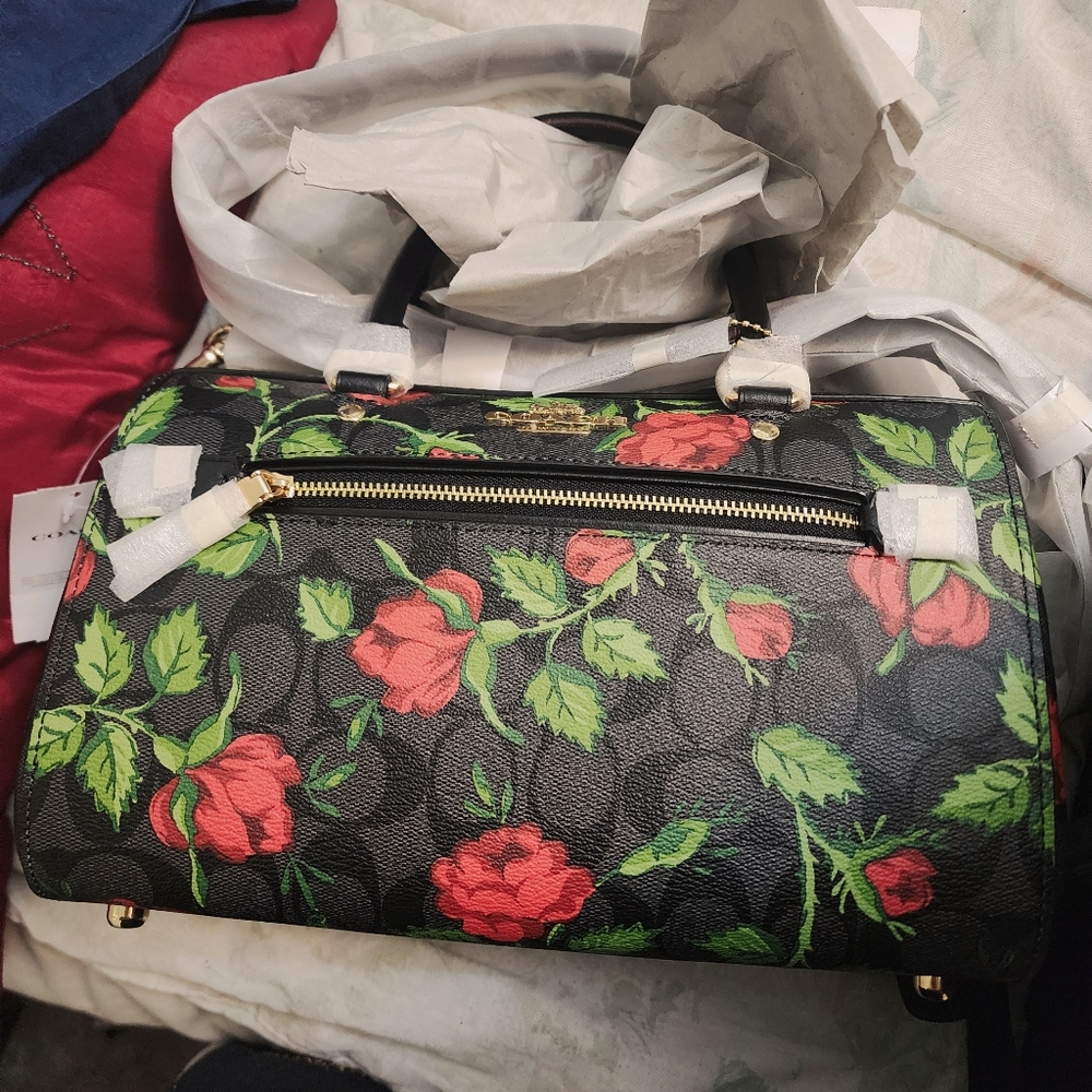 Womens Designer Purse/wallets Bundle Package